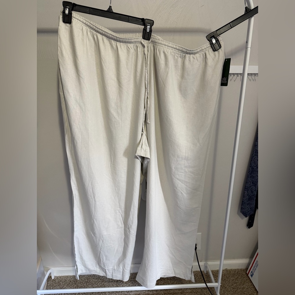 NWT Lightweight Drawstring Pants - Cream